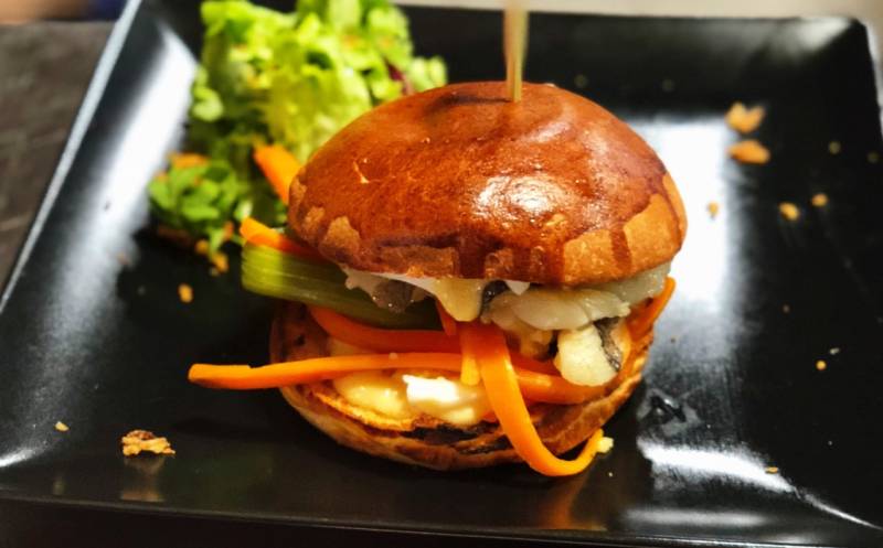 Déjeuner le midi avec un Bagel authentique dans un restaurant de burger à Marseille, 13ème arrondissement